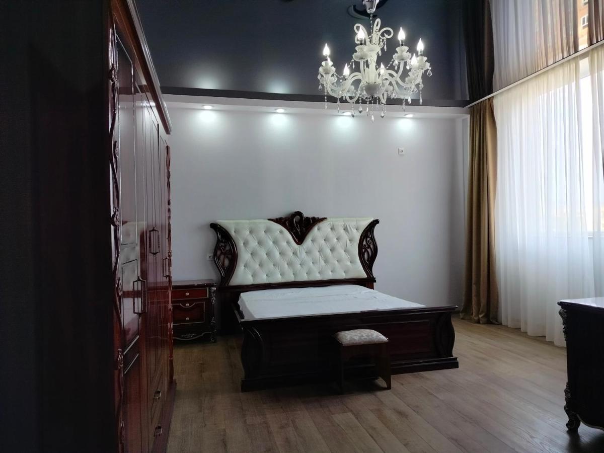 New Star Hotel Tbilisi Buitenkant foto