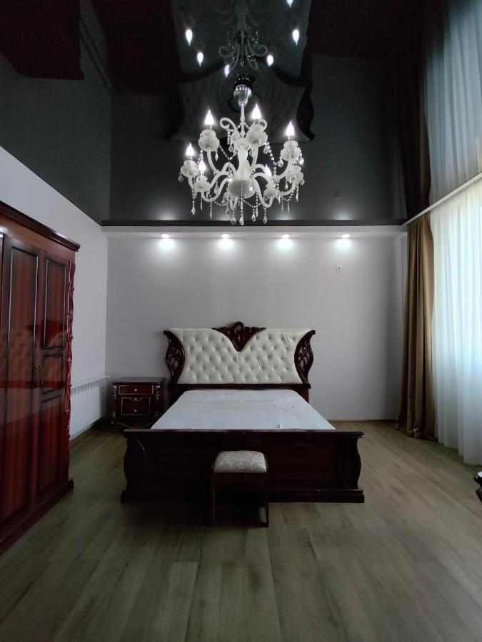 New Star Hotel Tbilisi Buitenkant foto