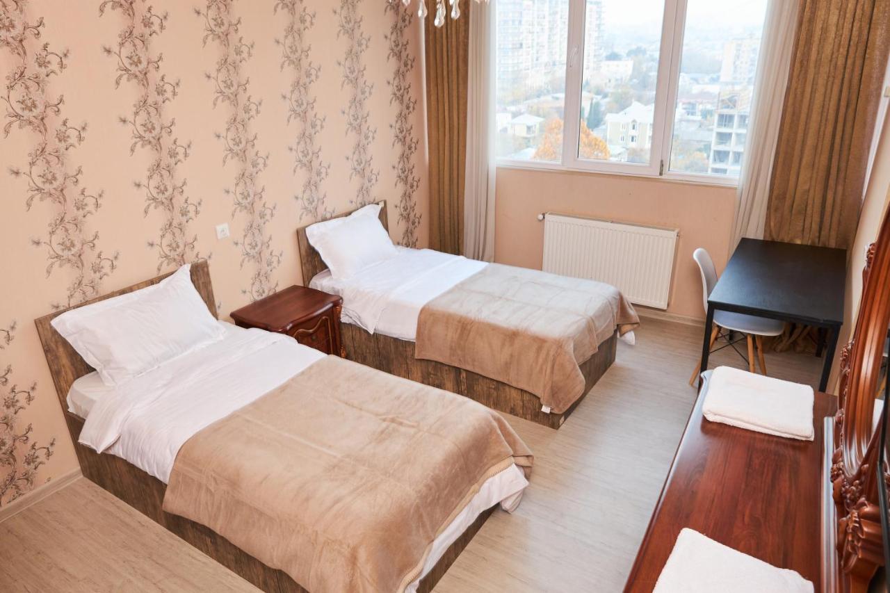 New Star Hotel Tbilisi Buitenkant foto
